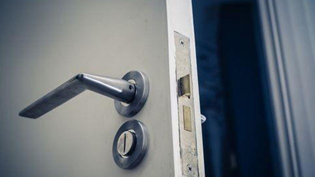 8ef5aa4aecb28ea7d0e7367798ddec26.jpg 2500만원으로 17억을? (카지노 VIP손님) # 6