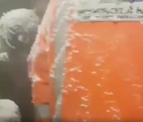 영하26도의 날씨속에 고장난 버스 안