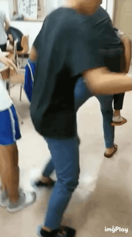 힘 자랑하던 고딩의 최후 ㅋㅋㅋㅋㅋㅋㅋㅋㅋ