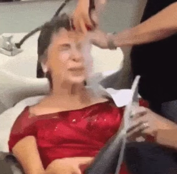 얼굴에 물 안튀게 해주세요