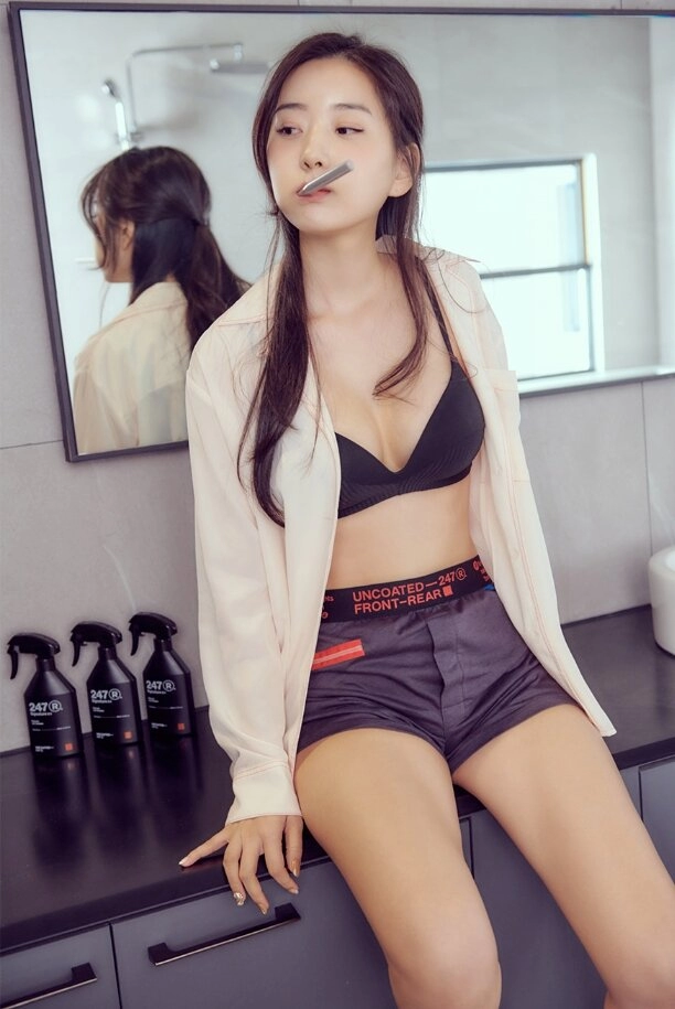 신재은 남자 속옷 광고