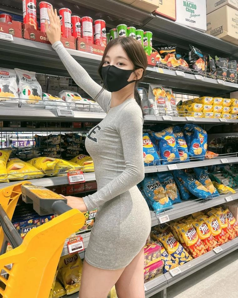 마트에간 고삐리 세희