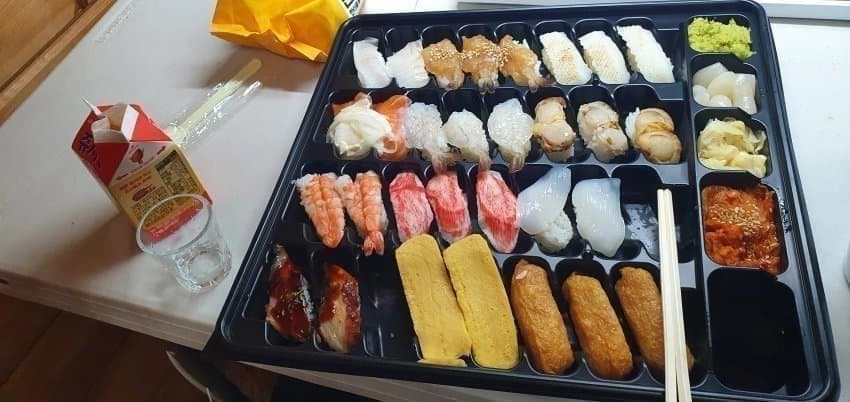 논란중인 19900원 초밥