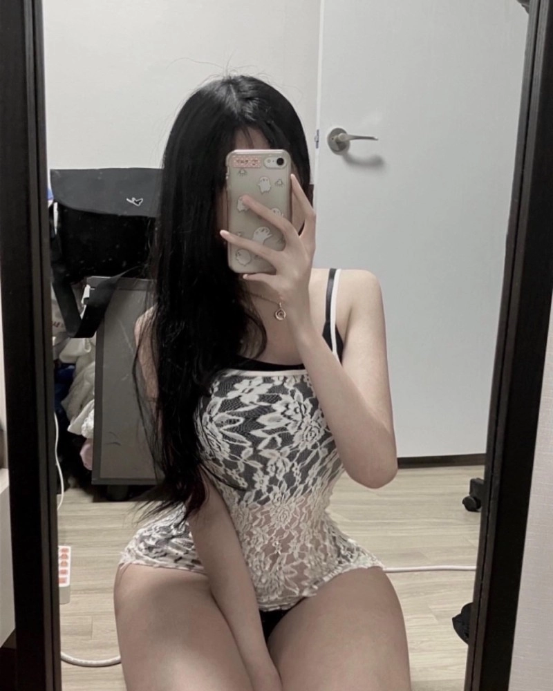 골반이 아주 넓은 여고생