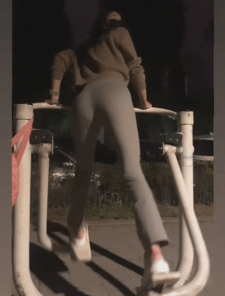 김사랑 닮은 트레이너