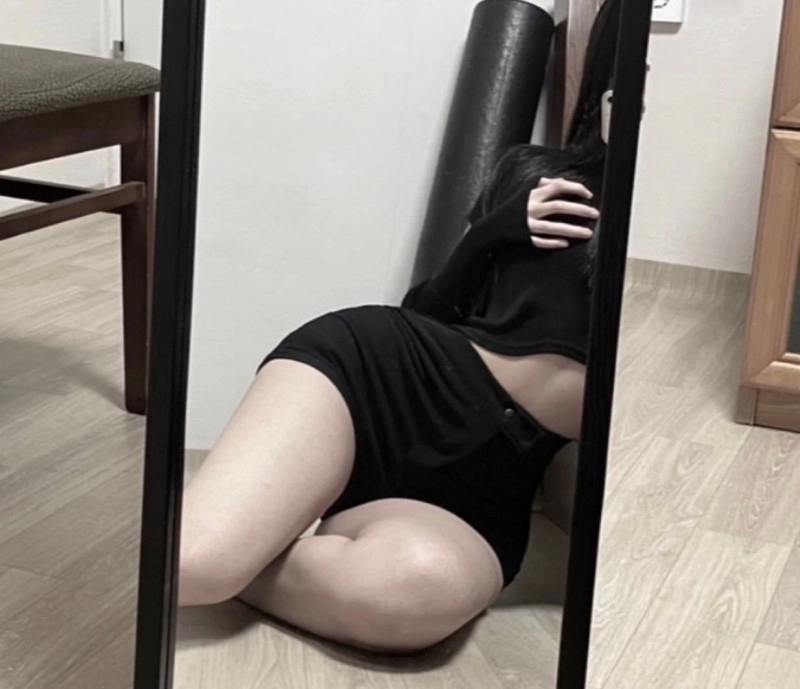 골반이 아주 넓은 여고생