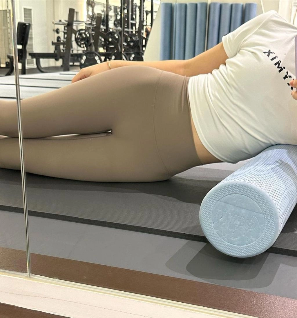 현실적인 헬스장 레깅스 몸매