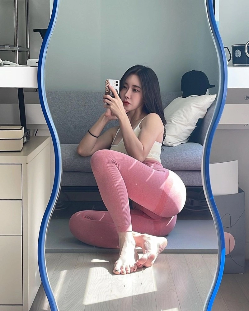 인스타에서 엉덩이로 핫한 피트니스녀