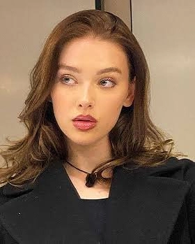 이번에 디즈니 흑어공주 빌런역으로 나오는 여배우