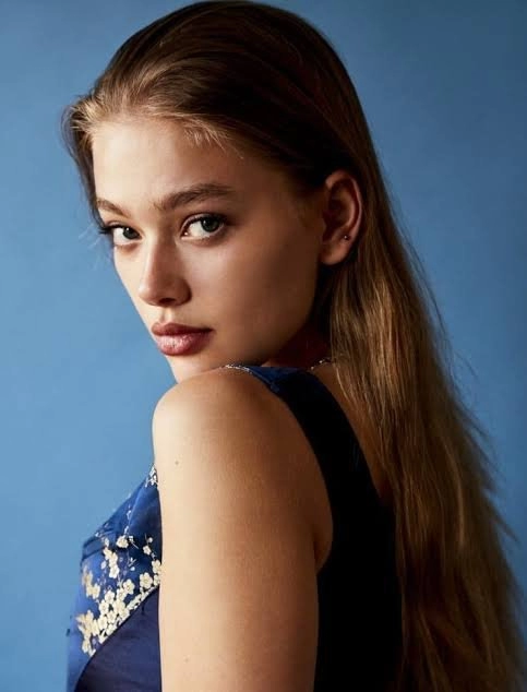 이번에 디즈니 흑어공주 빌런역으로 나오는 여배우