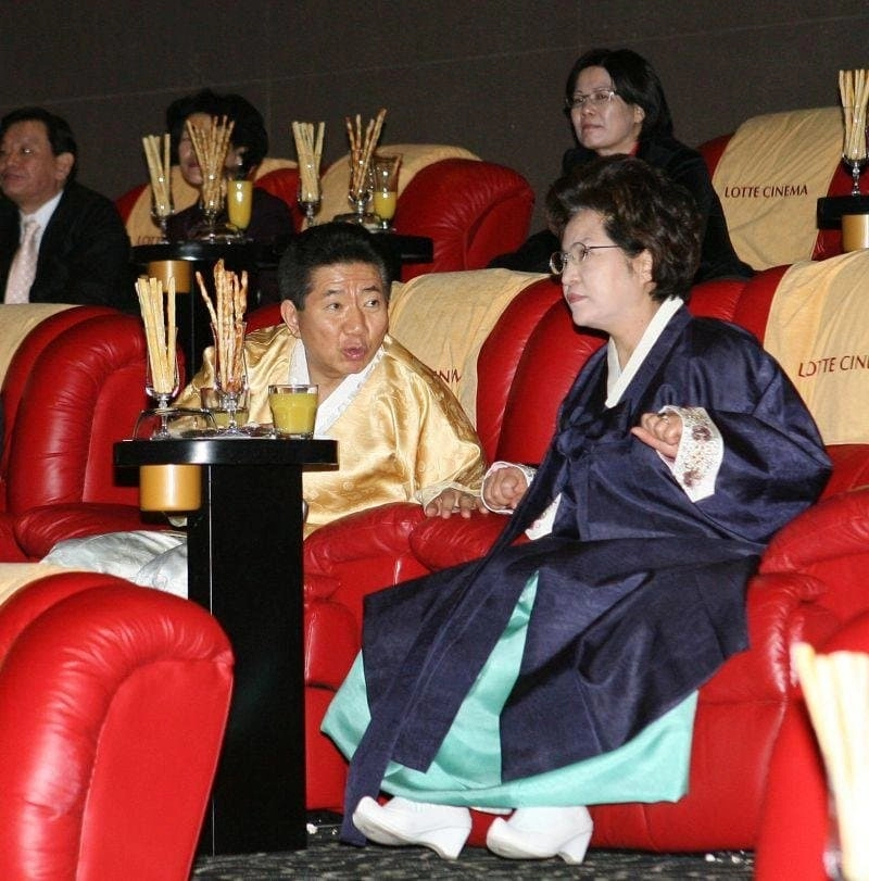 역대 대통령들의 관람영화들