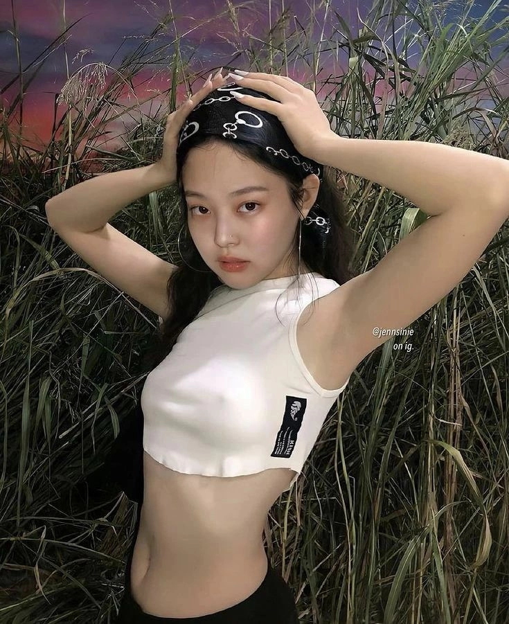 블핑 제니 노브라 ㄲㅈ 노출