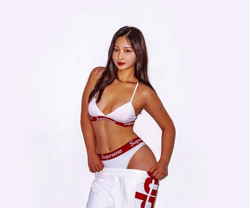 라틴댄스 배우는 육덕 여대생