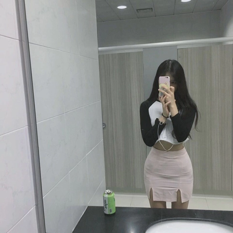 흙수저녀 몸매 셀카