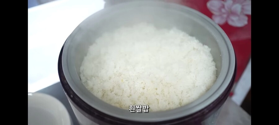 현재 수도권에 유일하게 남아있다는 4천원대 한식뷔페