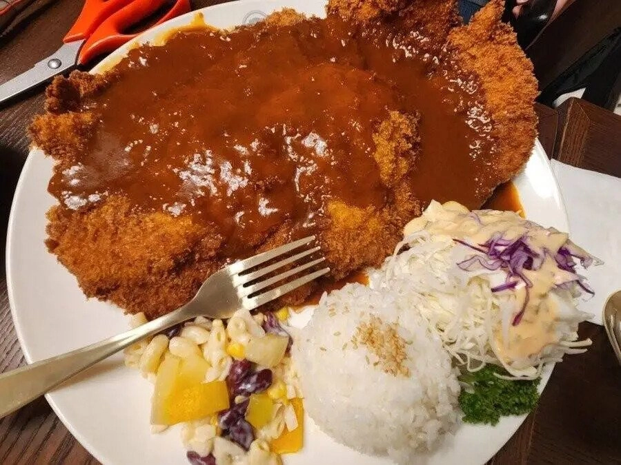 최근 오픈한 쯔양 돈까스집