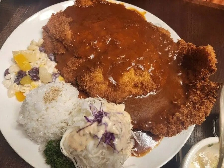 최근 오픈한 쯔양 돈까스집