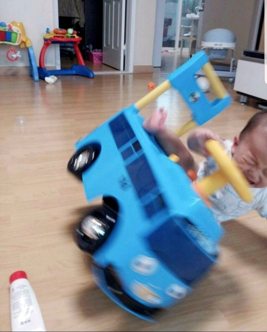 버스 추락 사고난 운전기사