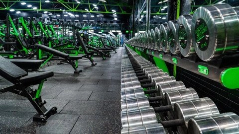 헬창들 눈 돌아가는 영국 최대규모 헬스장