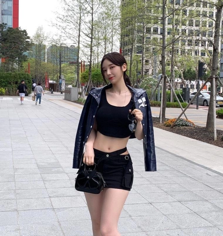 골반이 돋보이는 bj금화 평상시 몸매