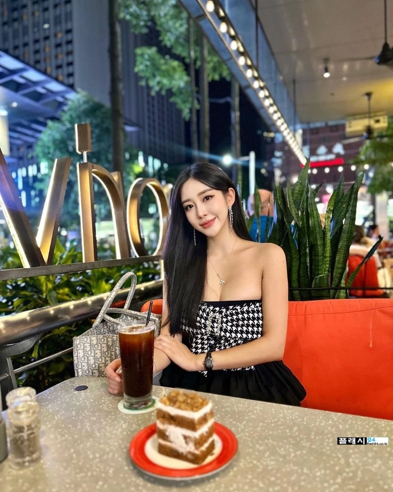 레이싱걸 한지오