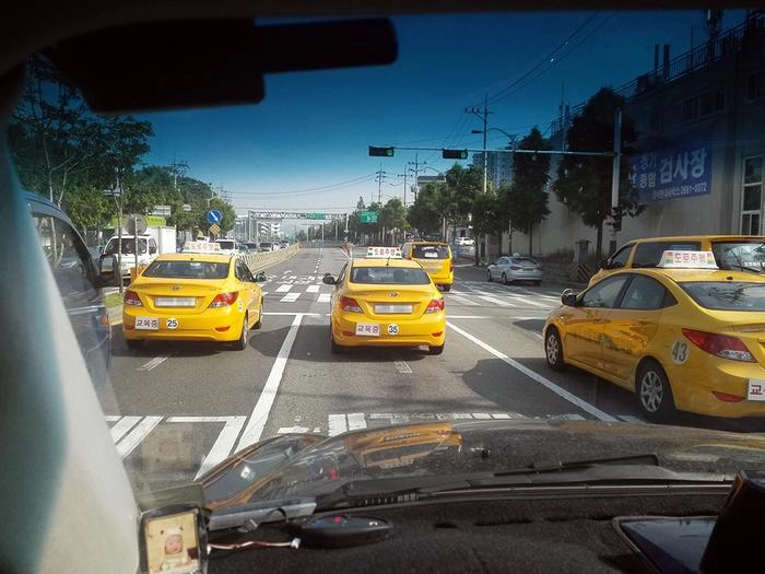 운전중에 보면 흥분할 뒤태