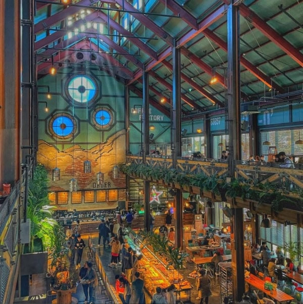 영화관을 대체하는 요즘 데이트 최고 인기 장소