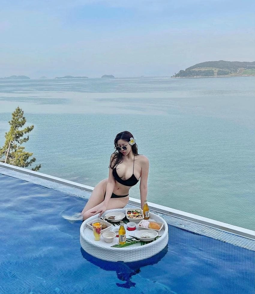 쇼핑몰 사장님의 흔한 몸매 ㄷㄷㄷㄷ