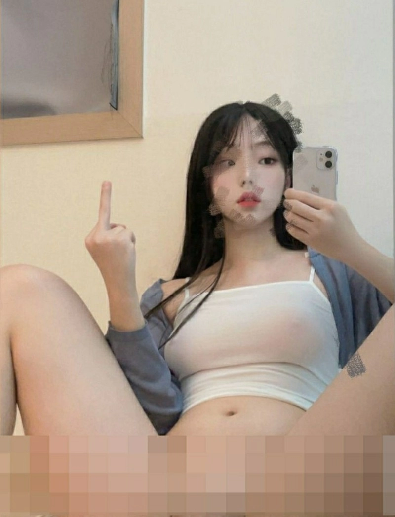 20살 섹트녀 노출 수위 ㄷㄷㄷ