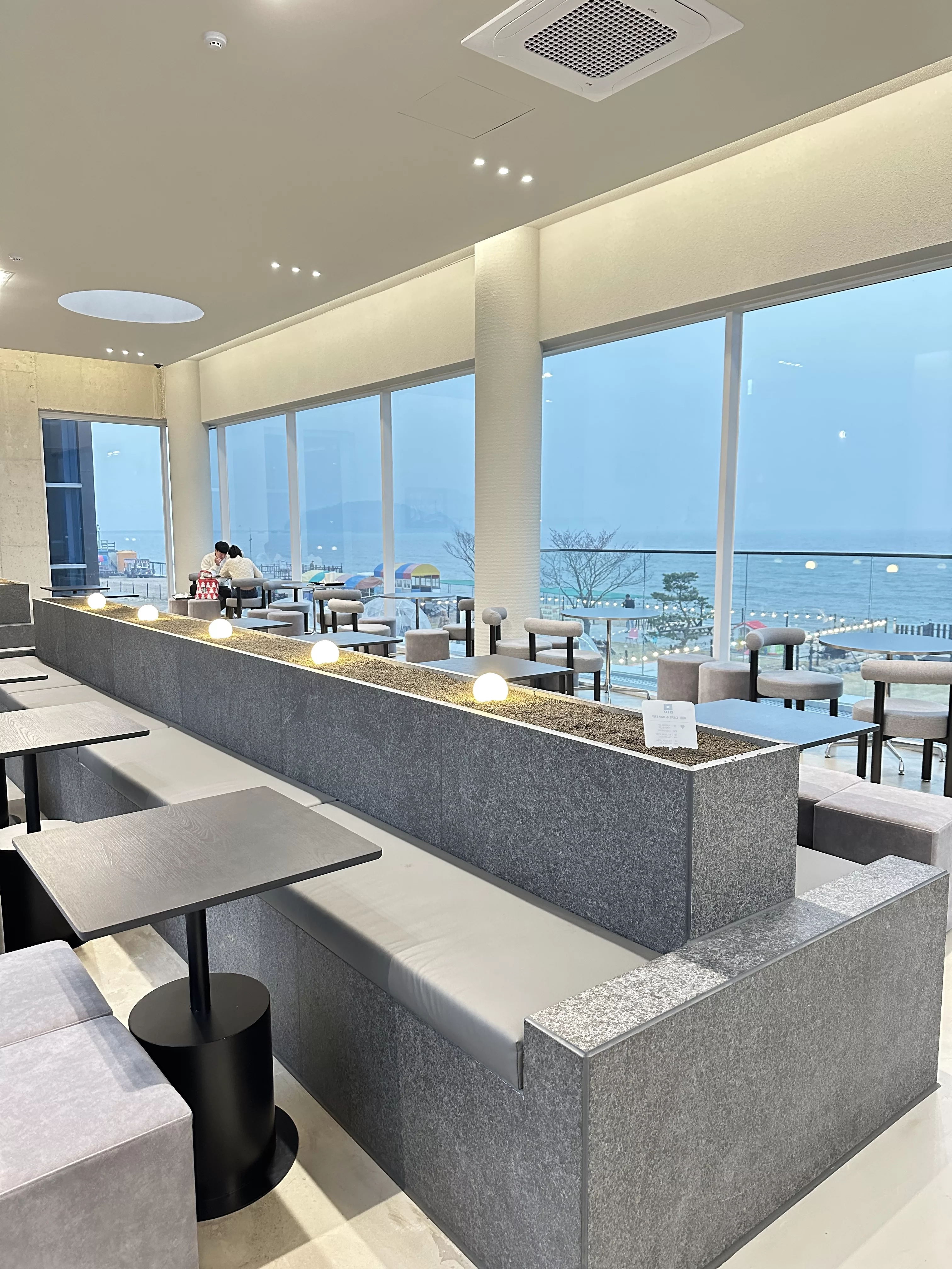 영화관을 대체하는 요즘 데이트 최고 인기 장소