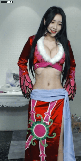 bj 금화 역대급 코스프레 은꼴 .gif