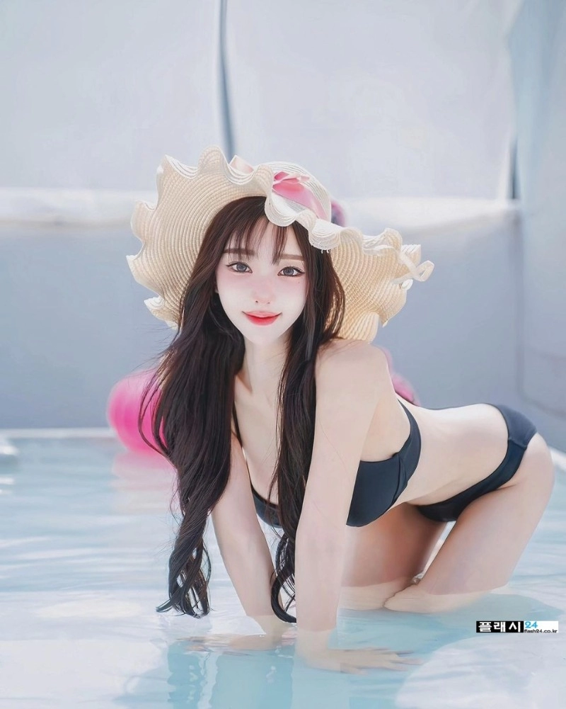 빠진 곳 하나 없는 지스타 행사모델 서민아