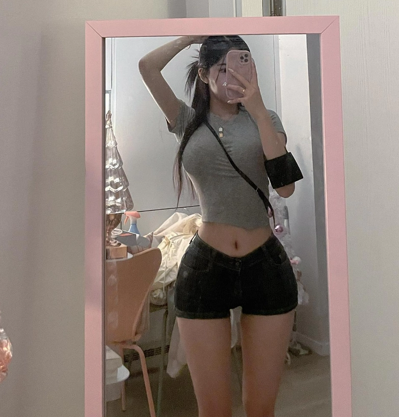 극한의 슬랜더녀 야한 몸매 인증