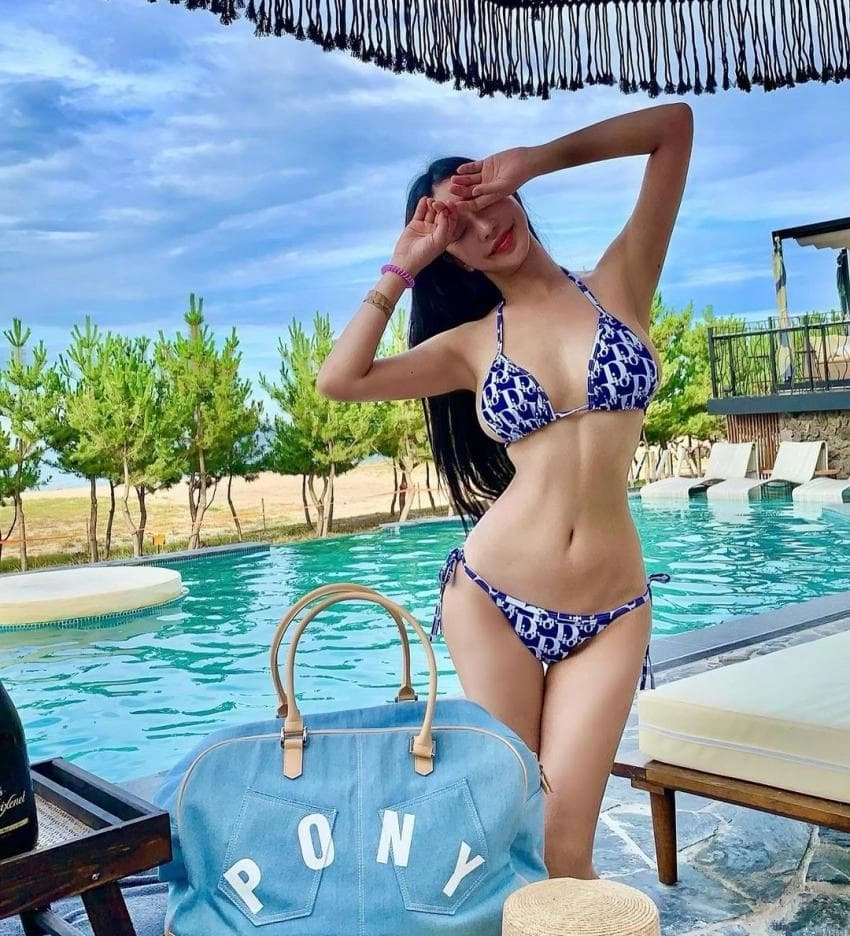 오또맘 뺨치게 관리잘한 유부녀