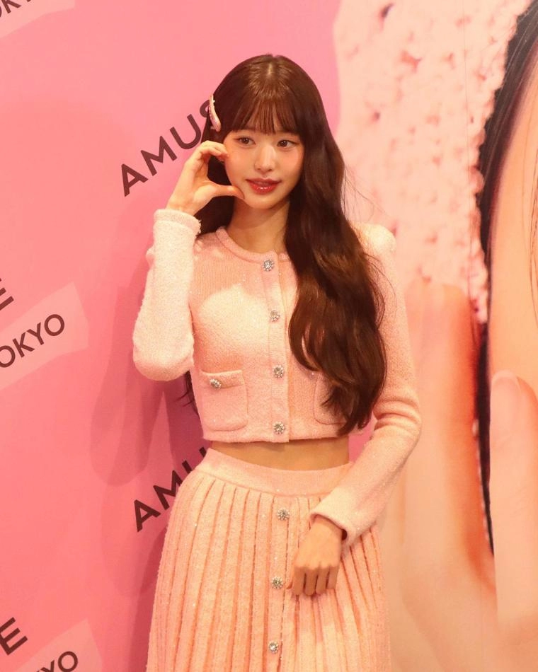 4세대 아이돌들 중 비주얼 탑인 장원영 비율