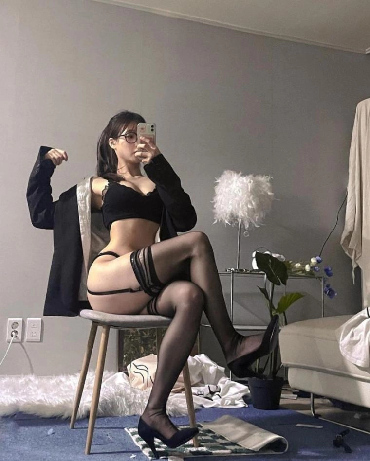 명아츄 검스 가터벨트 은꼴