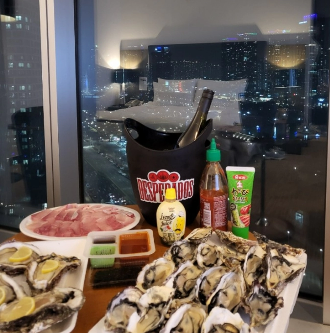 크리스마스 호캉스 왔어요 ㅎㅎ