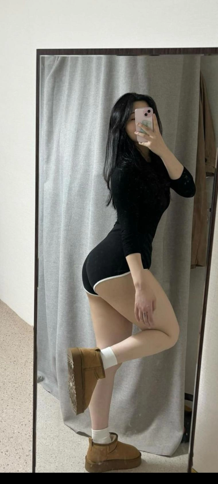 하체가 탄탄한 운동녀 바디프로필