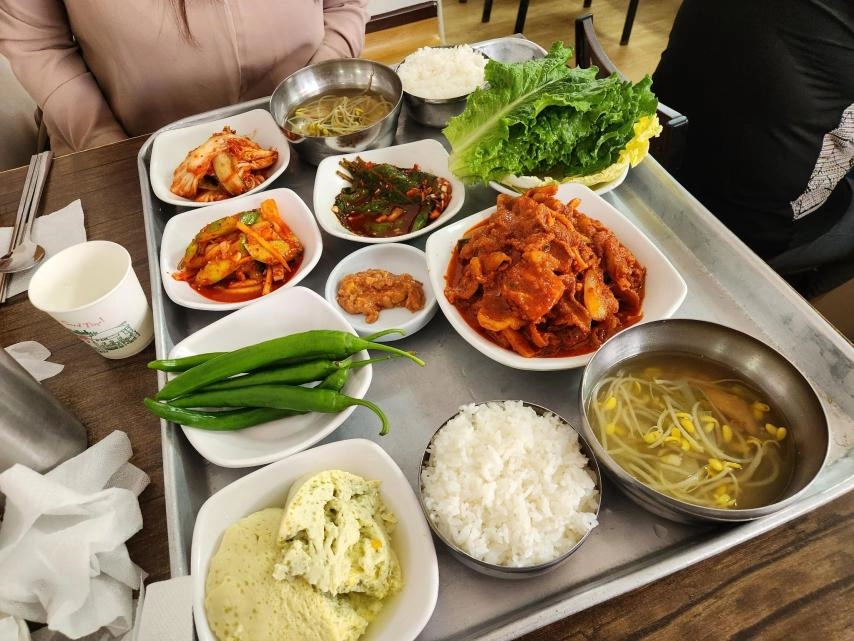 1웨이팅은 기본인 종로 7천원 백반집