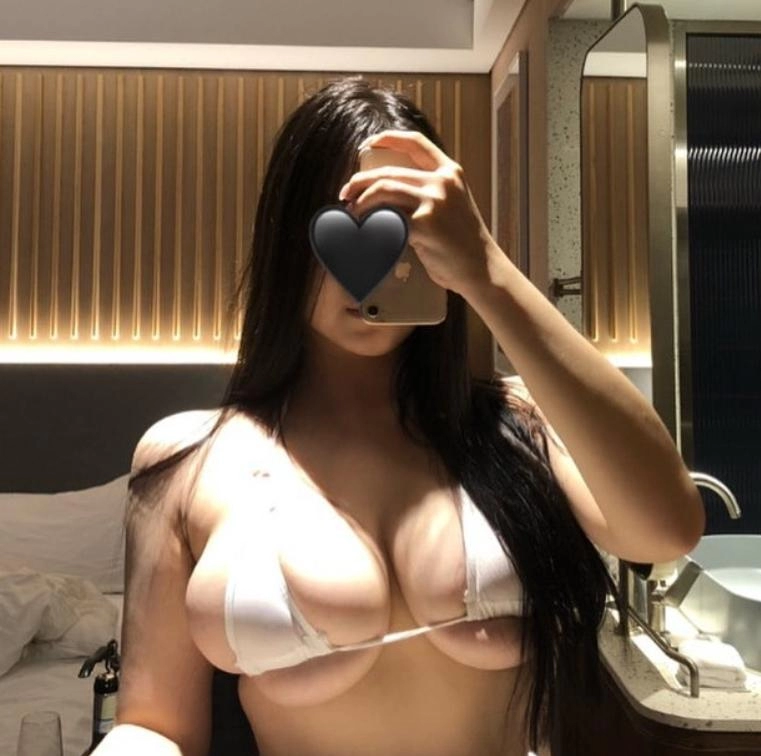 감탄밖에 안나오는 I컵녀 가슴