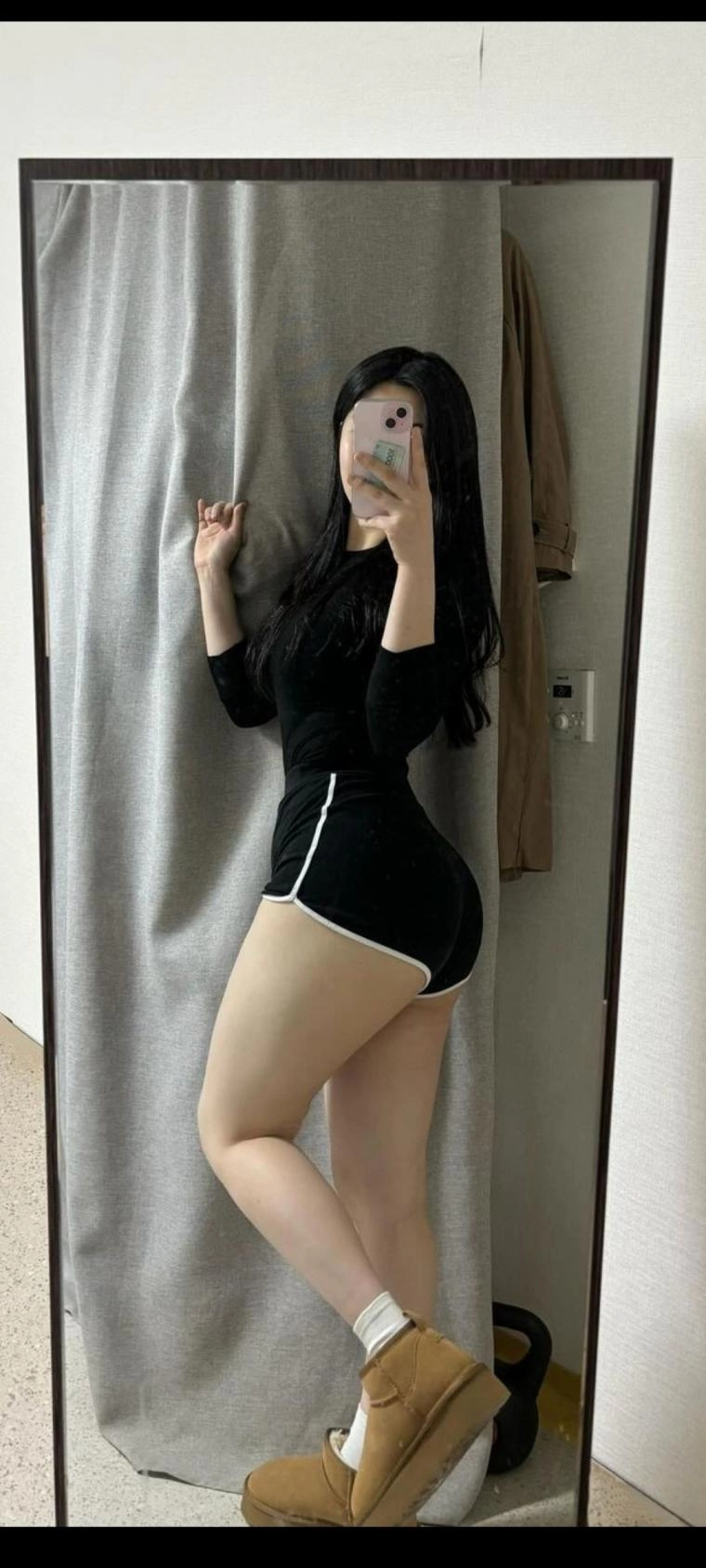 하체가 탄탄한 운동녀 바디프로필