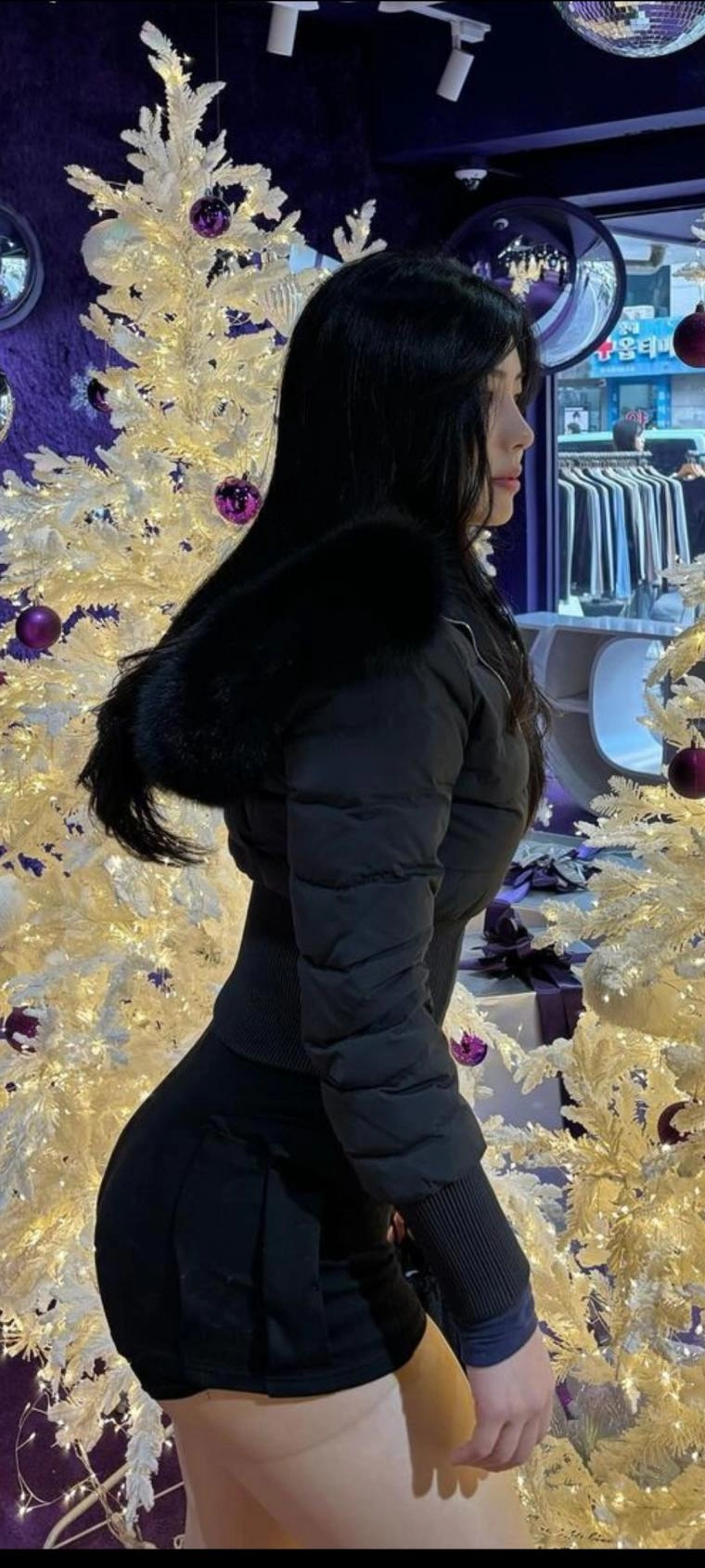 하체가 탄탄한 운동녀 바디프로필