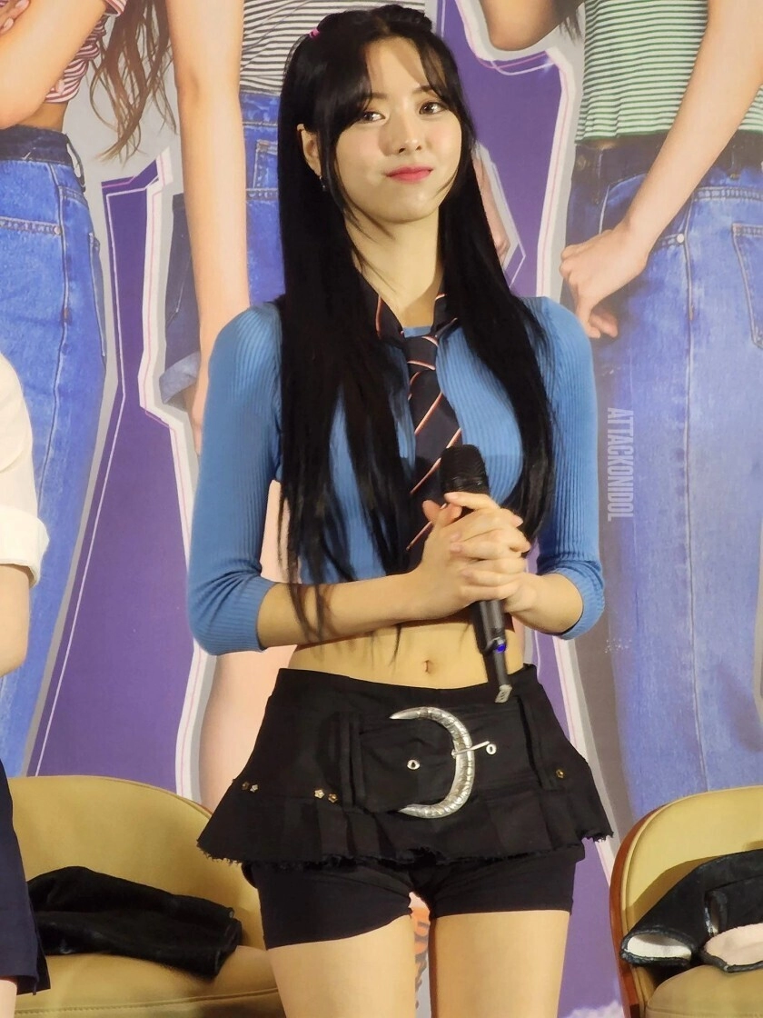 ITZY 유나 슬랜더 몸매의 정석