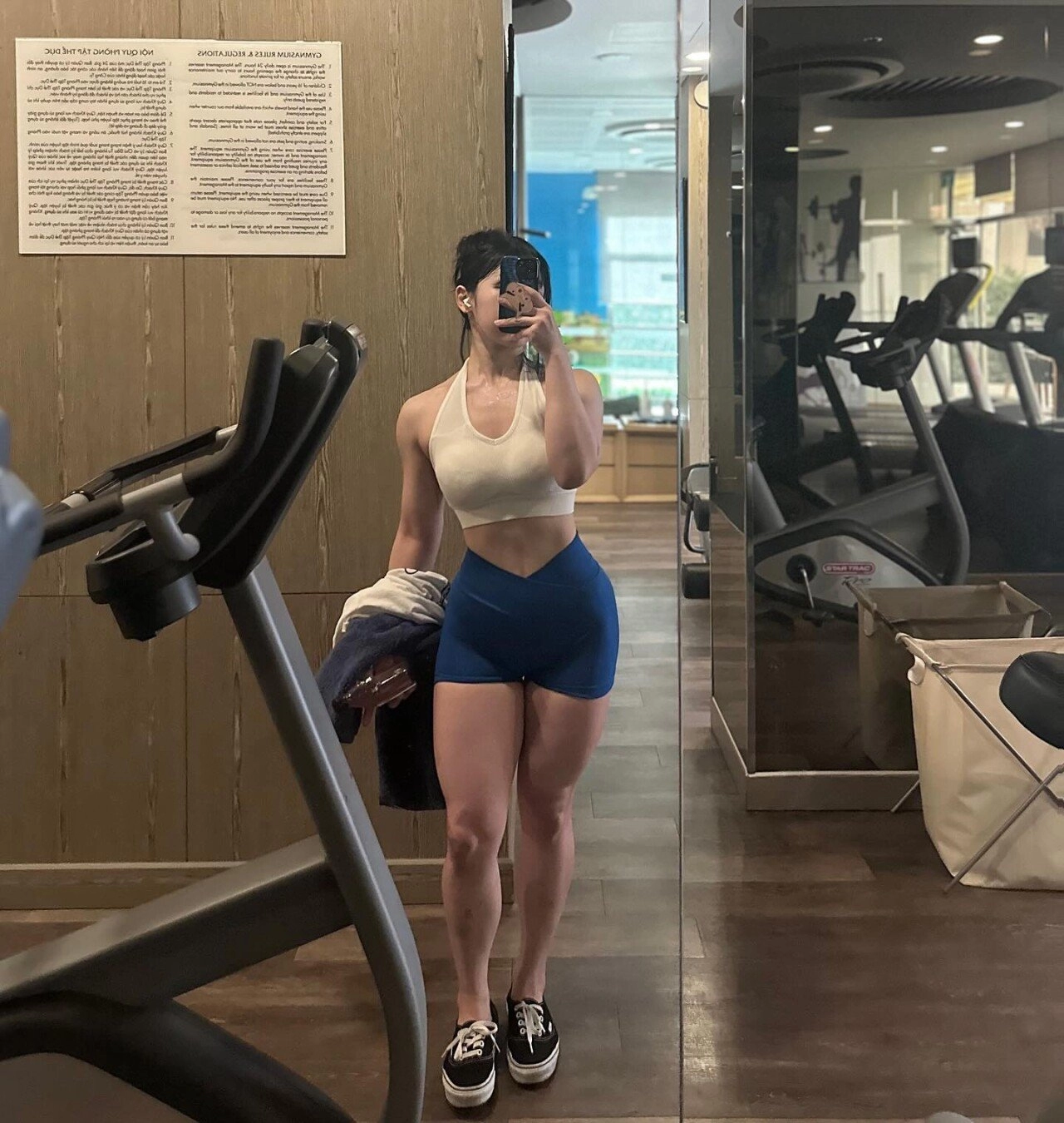 남자 죽일듯한 육덕 헬창녀