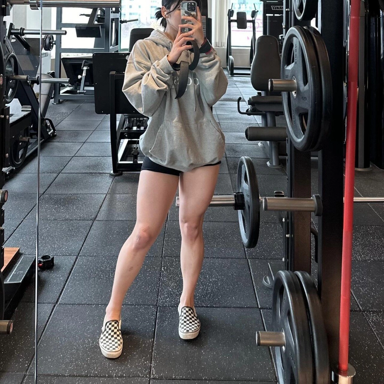 남자 죽일듯한 육덕 헬창녀