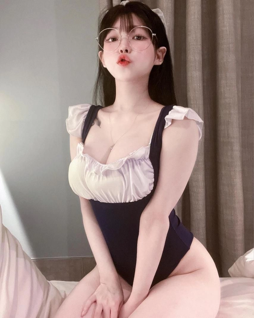 유디 팬트리 노출