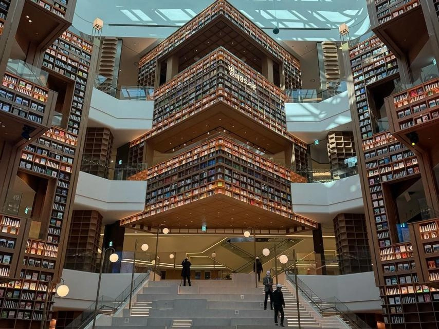 수원 화서역 스타필드에 생긴 별마당도서관