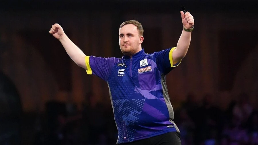 세계 다트대회 16살 우승자 논란