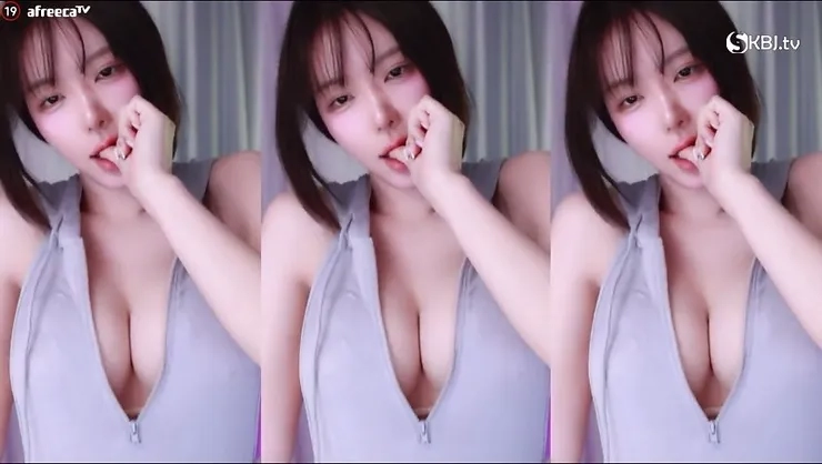 큰가슴 흔들어주 여캠 섹댄