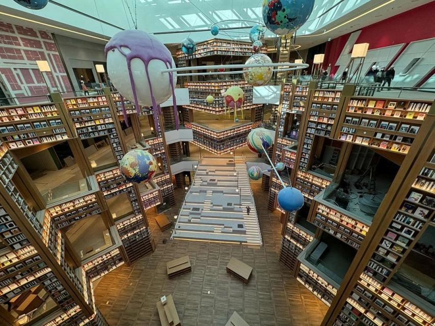 수원 화서역 스타필드에 생긴 별마당도서관